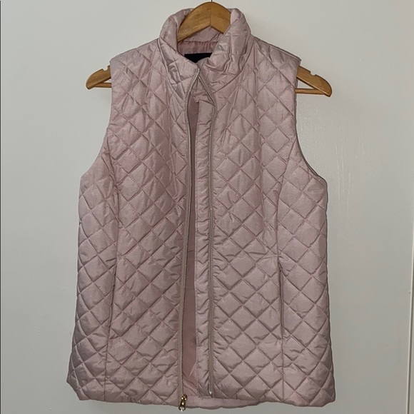 Banana Republic Jackets & Blazers - Banana Republic Vest